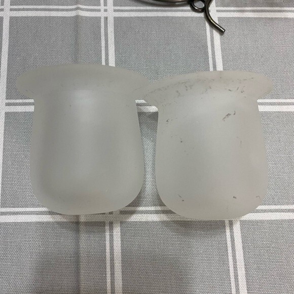 PartyLite Pair Grape Leaf Wall Sconces Candle Holder Frosted Glass Votives P7751 - Picture 5 of 9